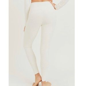 NEW!! Mono B. Textured Leopard Leggings